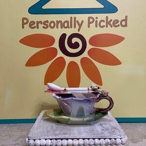 Corner Ruby Teacup and Saucer Set